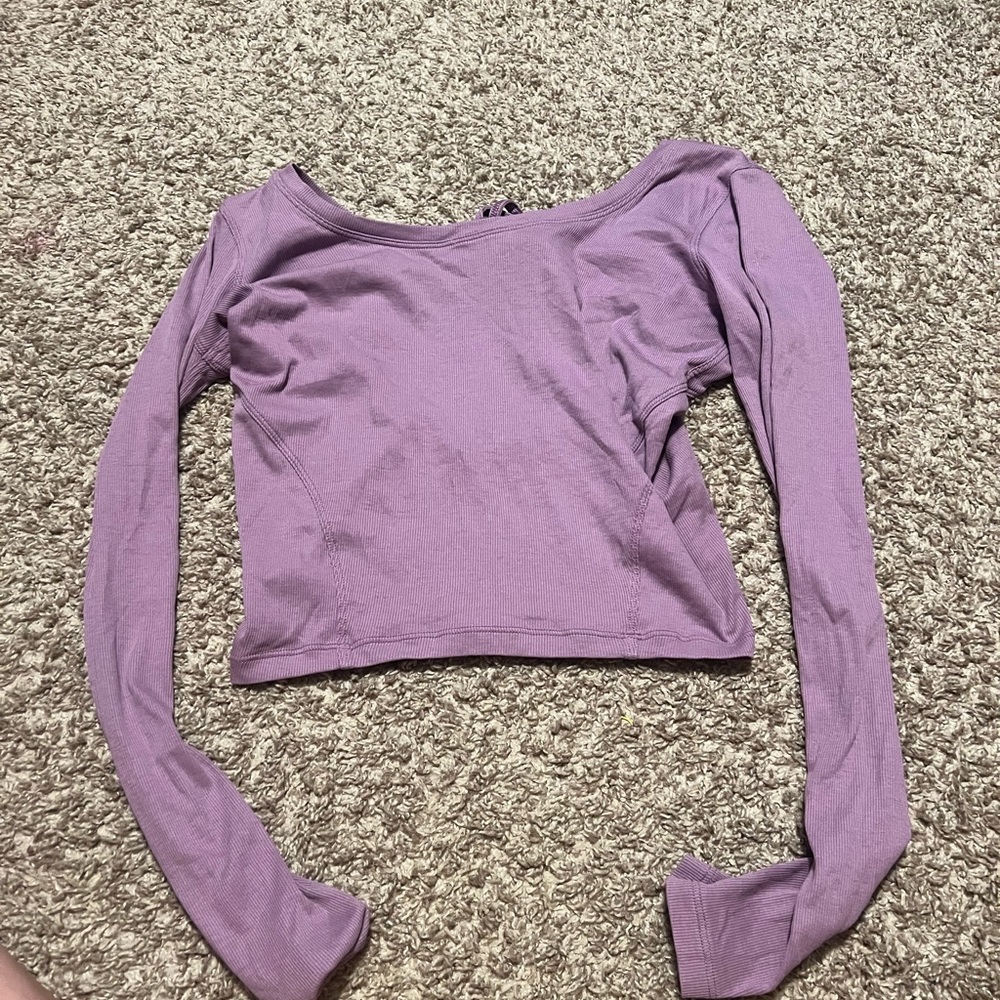 Lululemon top - Picture 2 of 4